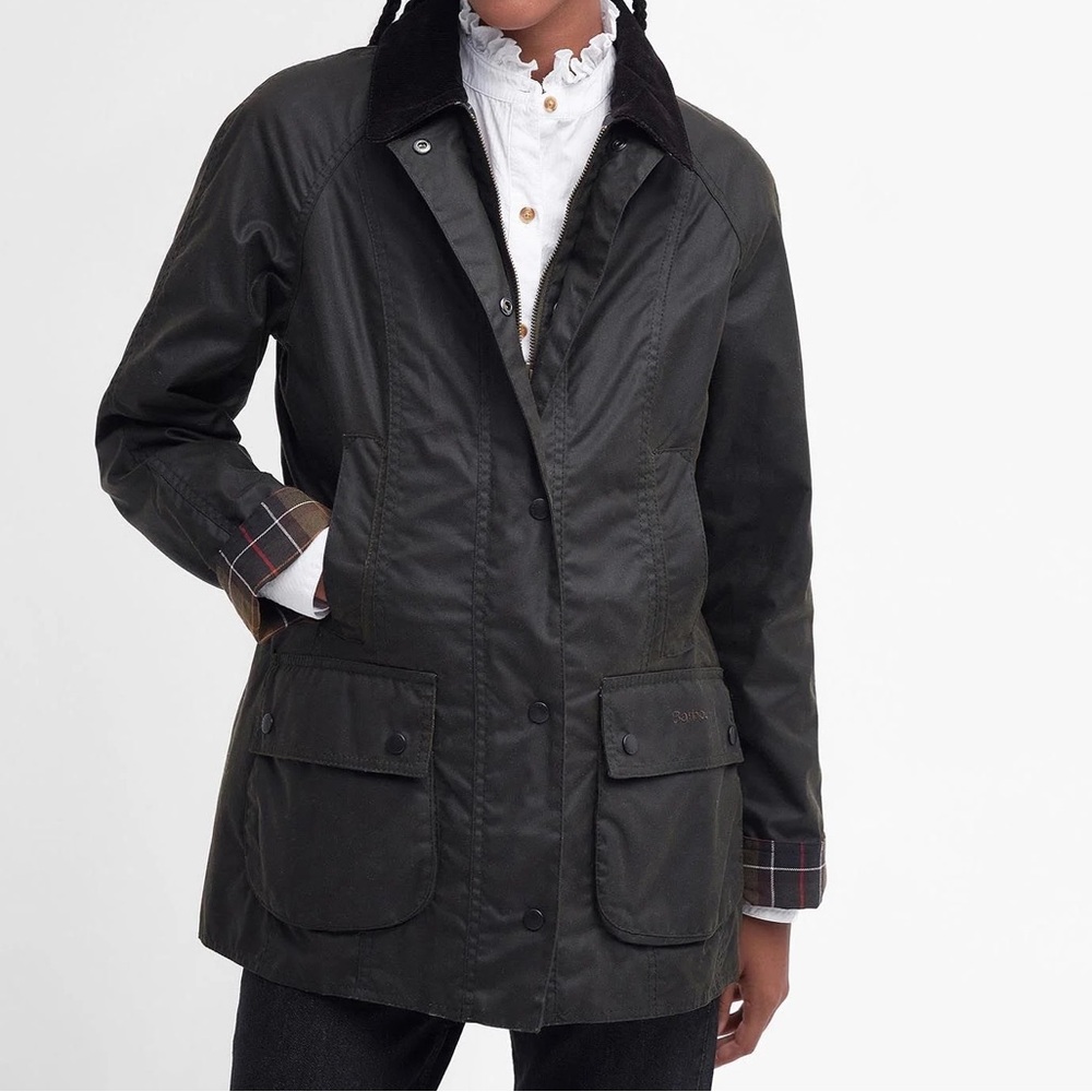 Barbour Classic Beadnell Wax Jacket (GUC with *FLAWS* - see photos)
